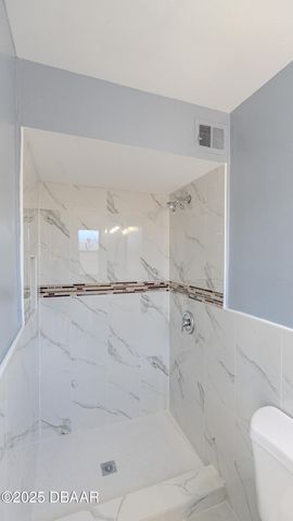 417 Manhattan Avenue, Daytona Beach, FL 32118