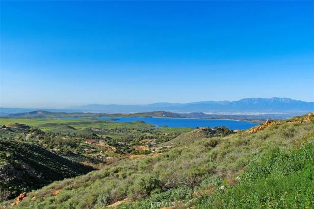 14710 Burwood Drive, Lake Mathews, CA 92570