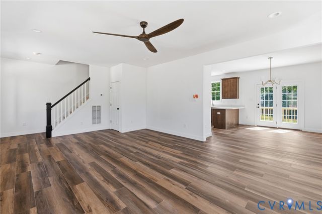 5201 Broad Street Rd, Louisa, VA 23093