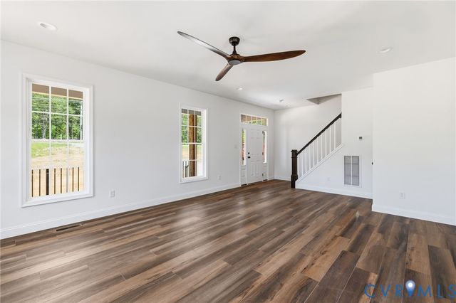 5201 Broad Street Rd, Louisa, VA 23093