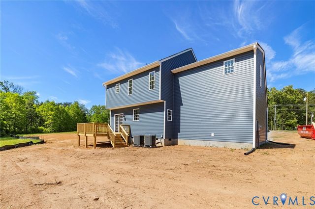 5201 Broad Street Rd, Louisa, VA 23093