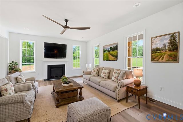 5201 Broad Street Rd, Louisa, VA 23093