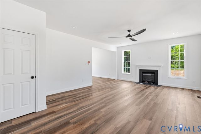 5201 Broad Street Rd, Louisa, VA 23093