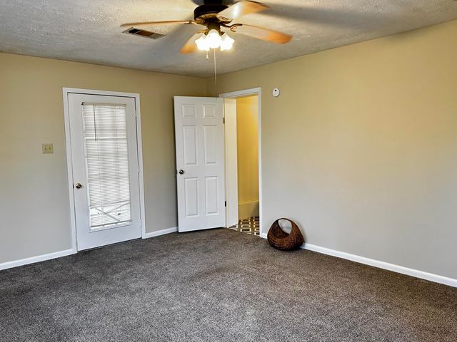 629 Auburn Dr, Deridder, LA 70634