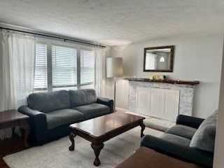 35 Ford (Winter Rental), Marshfield, MA 02050