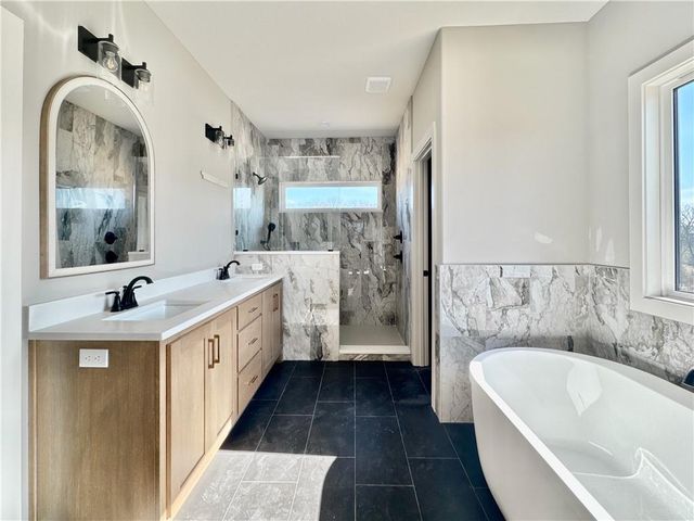 12765 NW Larkspur Lane, Platte City, MO 64079