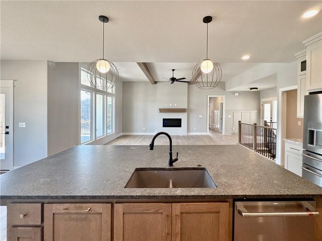 12765 NW Larkspur Lane, Platte City, MO 64079