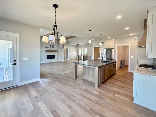 12765 NW Larkspur Lane, Platte City, MO 64079