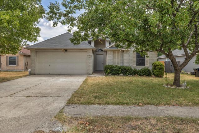216 Meadowside DR, Hutto, TX 78634