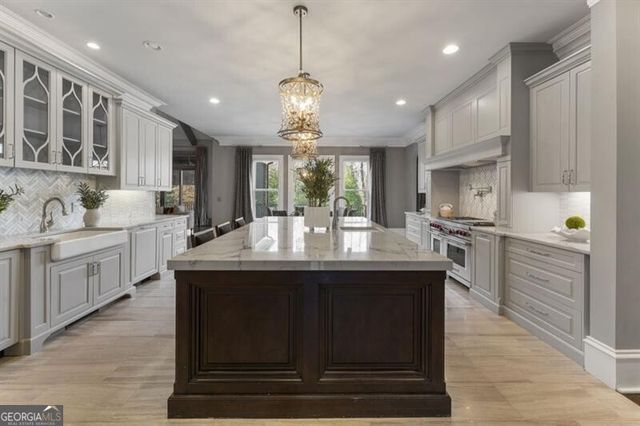 439 Tara Trail, Sandy Springs, GA 30327