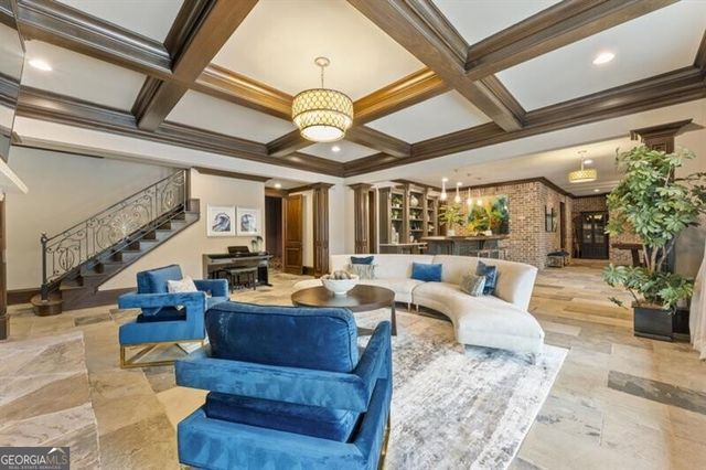 439 Tara Trail, Sandy Springs, GA 30327