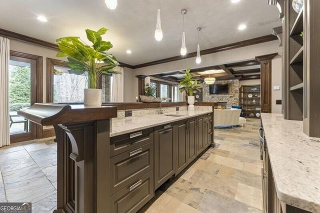 439 Tara Trail, Sandy Springs, GA 30327