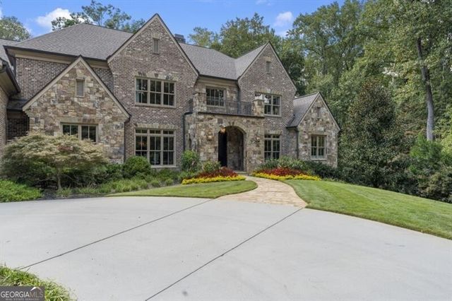 439 Tara Trail, Sandy Springs, GA 30327