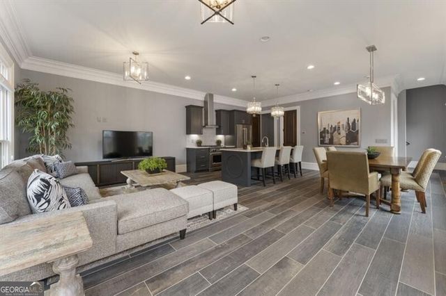 439 Tara Trail, Sandy Springs, GA 30327