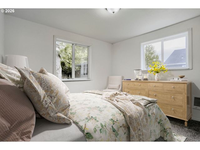 2004 E 30TH St, Vancouver, WA 98663