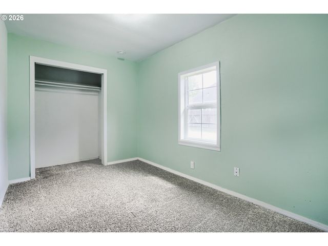 2004 E 30TH St, Vancouver, WA 98663