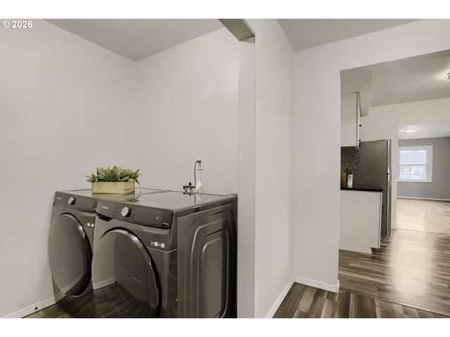 2004 E 30TH St, Vancouver, WA 98663
