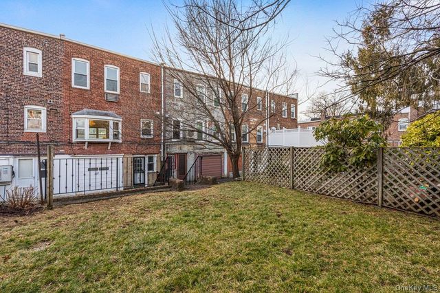 68-17 Groton Street, Forest Hills, NY 11375