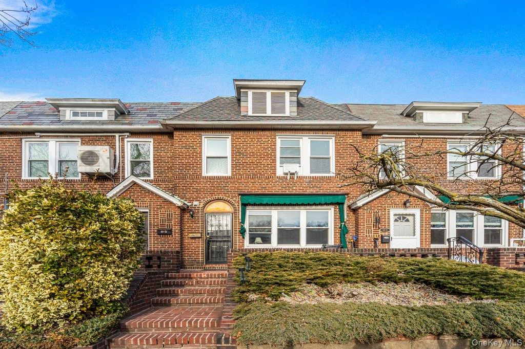68-17 Groton Street, Forest Hills, NY 11375