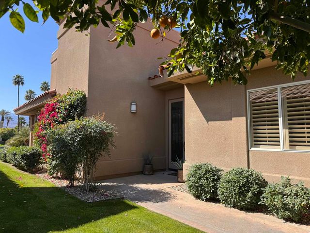 169 Lake Shore Drive, Rancho Mirage, CA 92270