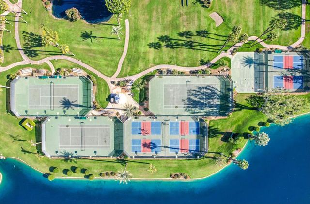 169 Lake Shore Drive, Rancho Mirage, CA 92270