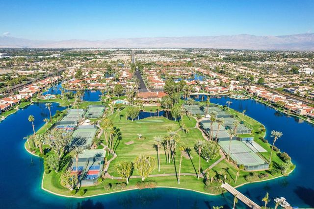 169 Lake Shore Drive, Rancho Mirage, CA 92270