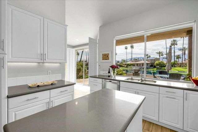 169 Lake Shore Drive, Rancho Mirage, CA 92270