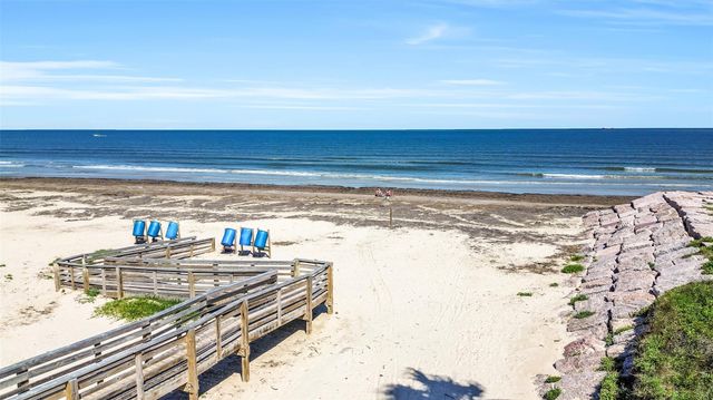 1018 Militia Drive, Surfside Beach, TX 77541
