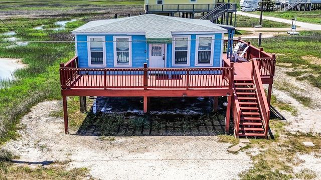 1018 Militia Drive, Surfside Beach, TX 77541