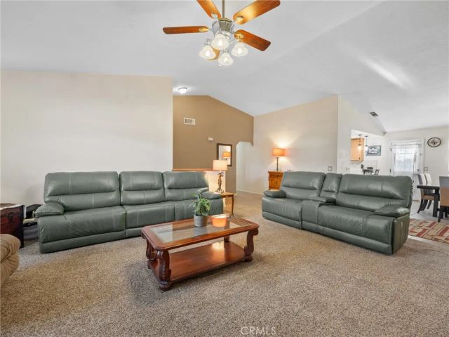 13776 Natoma Road, Apple Valley, CA 92307