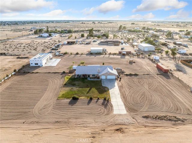 13776 Natoma Road, Apple Valley, CA 92307