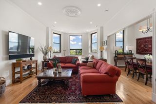 31 Bay State Rd 4, Boston, MA 02215