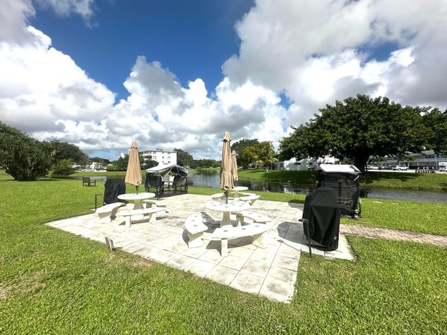 1092 Newport S 1092, Deerfield Beach, FL 33442