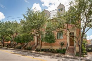 1500 Pecos Street 15, Dallas, TX 75204