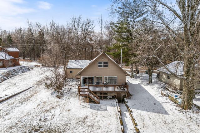 2358 Crest Way, Rush City, MN 55069