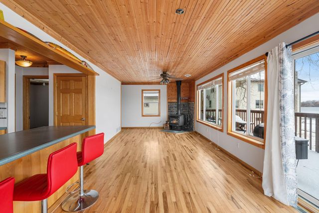 2358 Crest Way, Rush City, MN 55069