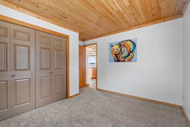 2358 Crest Way, Rush City, MN 55069