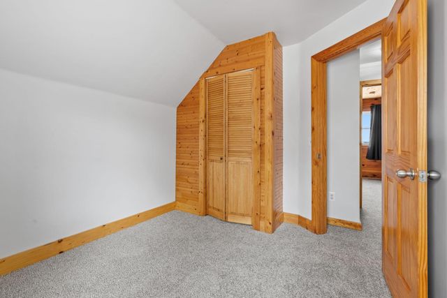 2358 Crest Way, Rush City, MN 55069