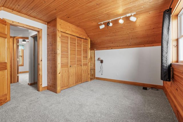 2358 Crest Way, Rush City, MN 55069