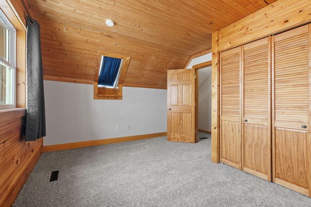 2358 Crest Way, Rush City, MN 55069