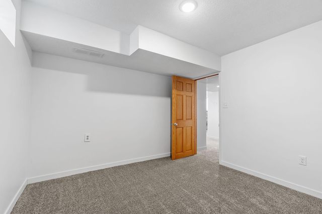 2358 Crest Way, Rush City, MN 55069