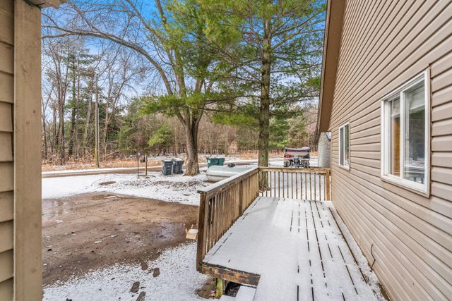 2358 Crest Way, Rush City, MN 55069