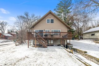 2358 Crest Way, Rush City, MN 55069