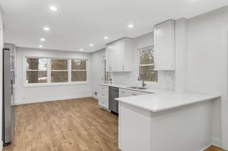 1077 Century Avenue S, Maplewood, MN 55119