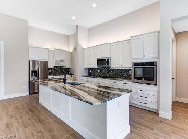 2801 SW 33rd TER, Cape Coral, FL 33914