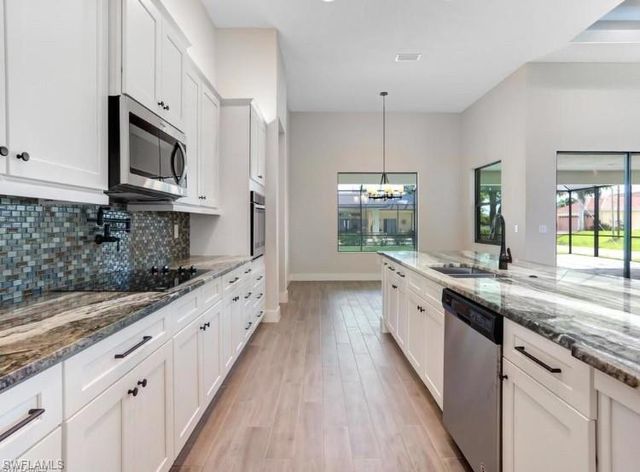 2801 SW 33rd TER, Cape Coral, FL 33914