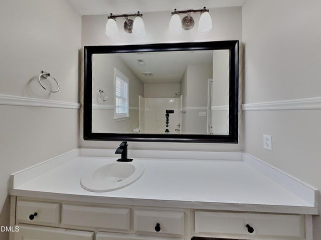 120 Hocutt Drive, Clayton, NC 27520