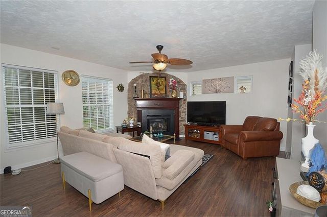 5 GRANITE Court, Dallas, GA 30132