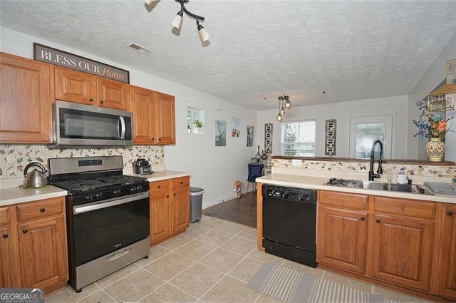 5 GRANITE Court, Dallas, GA 30132