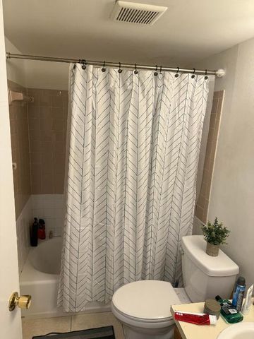 150 Pineview Road E4, Jupiter, FL 33469